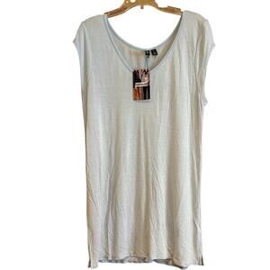 NWT Women's Valette Top, V-Neck, Cap Sleeve, Light Blue, Size Medium